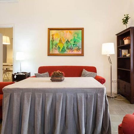 Apartamentos Rg Arenal Seville Phòng bức ảnh
