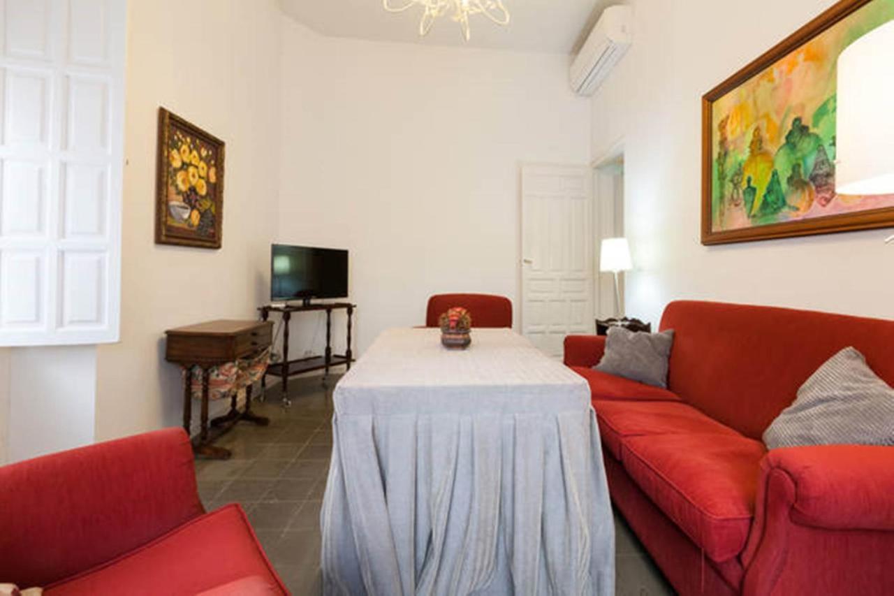 Apartamentos Rg Arenal Seville Phòng bức ảnh